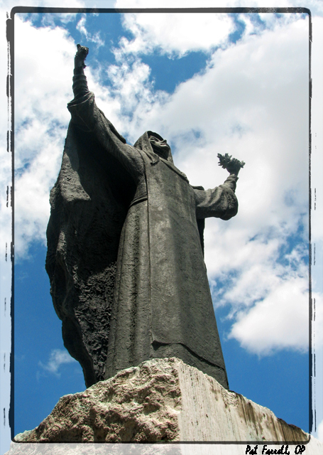 Statue of Catherine in the village of Siena, Italy