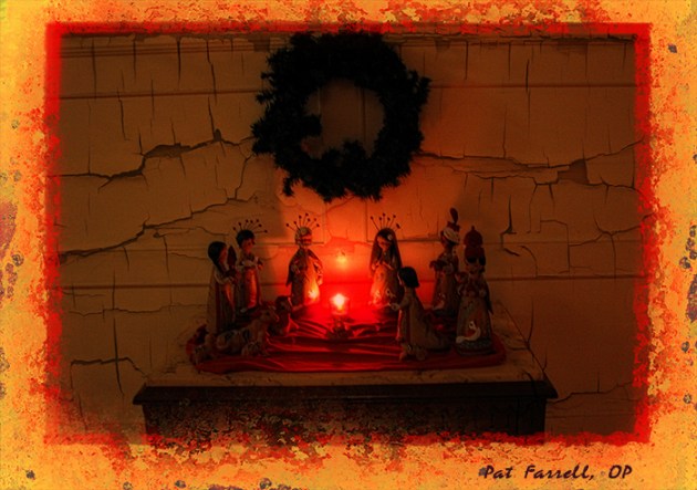 rose_court_christmas_2008_002